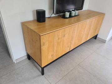 Dressoir beschikbaar voor biedingen