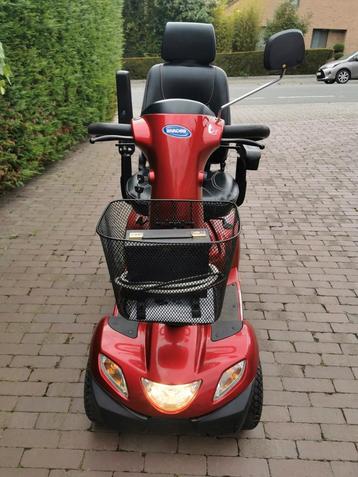 Scootmobiel invacare Orion meer info 0488826971  beschikbaar voor biedingen
