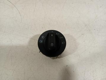 INTERRUPTEUR D'ECLAIRAGE Volkswagen Taigo (5G094131AP), Utilisé, Volkswagen