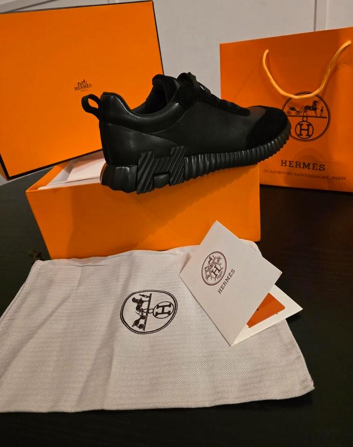 Hermes Bouncing all black, Kleding | Heren, Schoenen, Nieuw, Sneakers, Zwart, Ophalen of Verzenden