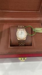 AP Audemars Piguet Royal 34mm, Handtassen en Accessoires, Horloges | Dames, Ophalen of Verzenden, Nieuw, Goud