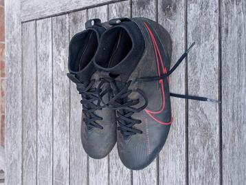 Nike mercurial maat 36,5 beschikbaar voor biedingen