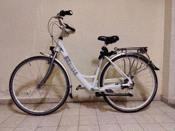 Gazelle Esprit Urban Design beschikbaar voor biedingen