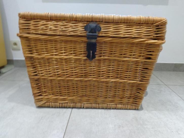 Malle en osier, coffre rangement, coffre à jouets - vintage, Huis en Inrichting, Woonaccessoires | Kisten, Gebruikt, Minder dan 50 cm