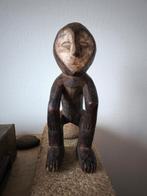 Standbeeld van LEGA Congo (hurkende man), Antiek en Kunst, Ophalen of Verzenden