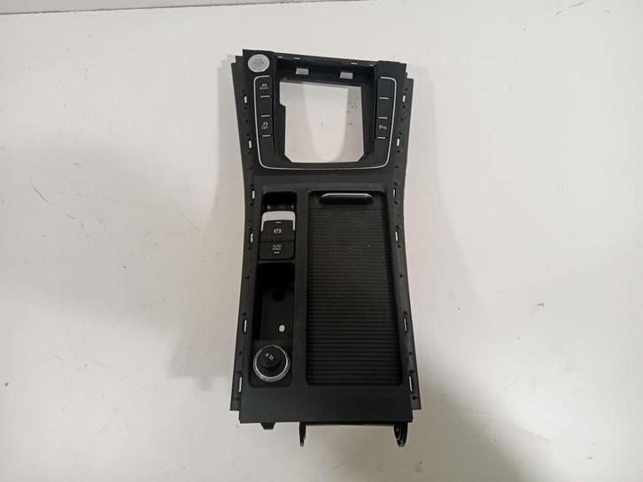 Middenconsole Volkswagen Golf, Autos : Pièces & Accessoires, Habitacle & Garnissage, Volkswagen, Utilisé, Origine de la pièce connue
