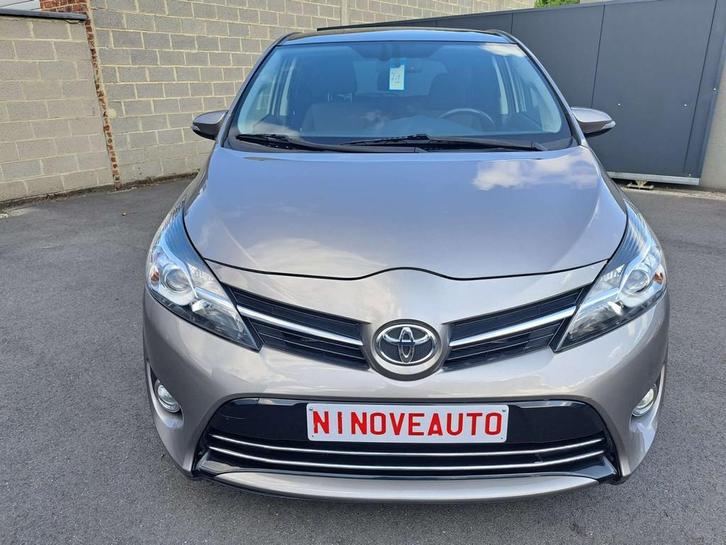 Toyota Verso Verso 1.6*7 PL PANORAMISCH DAK NAVI AIRCO CAMER, Auto's, Toyota, Bedrijf, Te koop, Verso, ABS, Achteruitrijcamera
