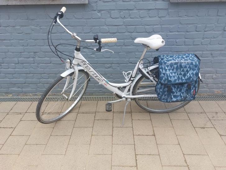 Damesfiets Prestige Ohio wit, Fietsen en Brommers, Fietsen | Dames | Damesfietsen, Zo goed als nieuw, Overige merken, (Extra) lage instap