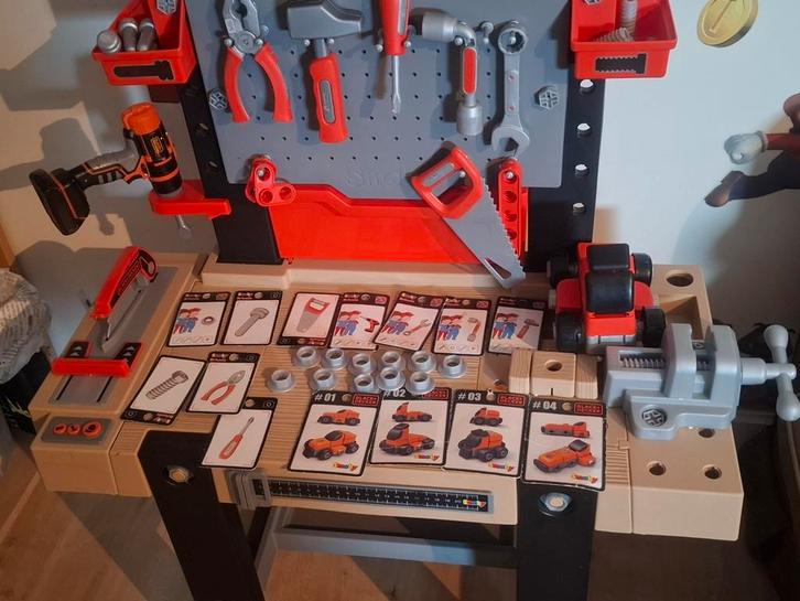 Smoby black and decker werkbank, Enfants & Bébés, Jouets | Tables de jeux, Enlèvement ou Envoi