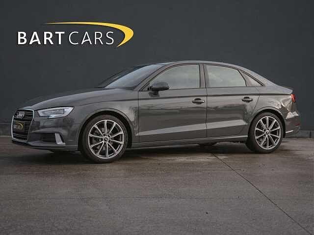 Audi A3 30 TSFI Berline, Autos, Audi, Entreprise, A3, ABS, Airbags, Air conditionné, Alarme, Bluetooth, Cruise Control, Vitres électriques