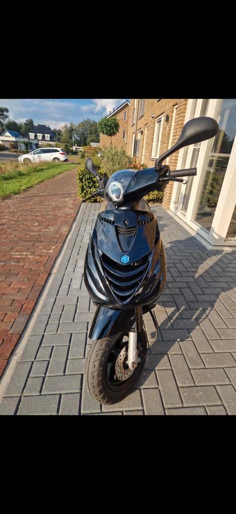 Piaggio zip 4-takt zeer Netjes!, Fietsen en Brommers, Scooters | Piaggio, Zo goed als nieuw, Zip, Klasse B (45 km/u), Benzine