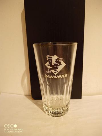 Oud bierglas Janneke  beschikbaar voor biedingen
