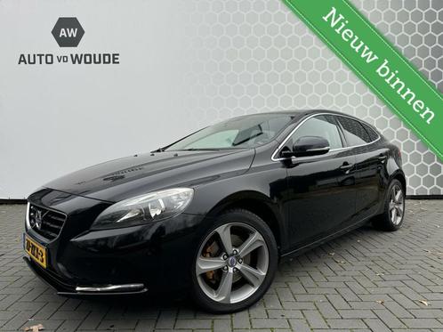 Volvo V40 1.6 T3 R-Design Handgeschakeld Benzine Trekhaak, Auto's, Volvo, Te koop, V40, ABS, Achteruitrijcamera, Airbags, Airconditioning