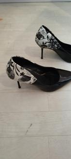 soulier deux couleur, Kleding | Dames, Ophalen of Verzenden, Zo goed als nieuw, Schoenen met hoge hakken