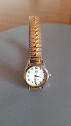 Dames pols horloge Q&Q Quartz water resist 3 bar, Handtassen en Accessoires, Horloges | Dames, Overige merken, Staal, Gebruikt