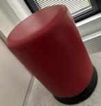 Poef leder  rood, Ophalen, Minder dan 50 cm, Rond, Zo goed als nieuw