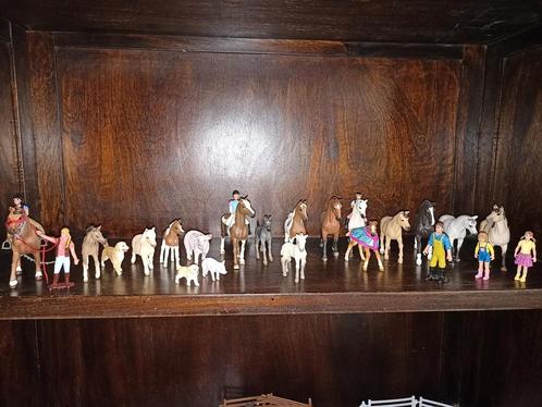 Grote SCHLEICH collectie paardjes en andere figuren te koop!, Kinderen en Baby's, Speelgoed | Actiefiguren, Ophalen