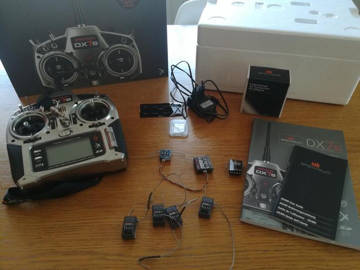 Émetteur Spektrum DX7s, Hobby en Vrije tijd, Modelbouw | Radiografisch | Vliegtuigen, Ophalen