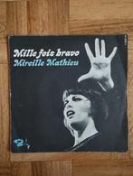 Een single van Mireille Mathieu kleur verschillende, Cd's en Dvd's, Cd's | Franstalig, Ophalen, Zo goed als nieuw