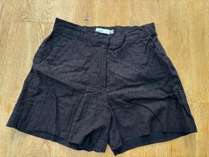 Short zwart – Ichi (S), Kleding | Dames, Broeken en Pantalons, Zo goed als nieuw, Maat 36 (S), Zwart, Kort, Ophalen of Verzenden