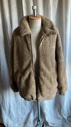 Teddy jas Urban Outfitters ongedragen, Maat 38/40 (M), Bruin, Verzenden, Nieuw