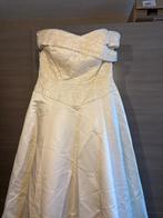 Trouwkleed klassiek met sleep, Kleding | Dames, Trouwkleding en Trouwaccessoires, Trouwjurk, Overige kleuren, Zo goed als nieuw