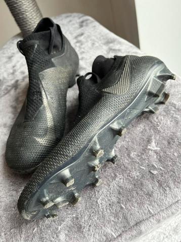 Chaussures de football NIKE Phantom Ghost