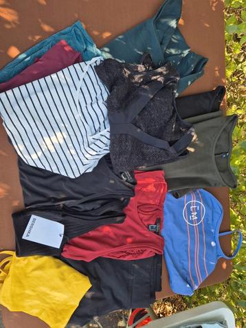 Pakket kleding dames maat S (ook enkele nieuw) beschikbaar voor biedingen