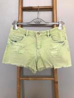 Vila groene gescheurde / gaten short, maat M., Kleding | Dames, Vila, Gedragen