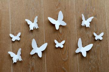9 papillons blancs Umbra décoration murale