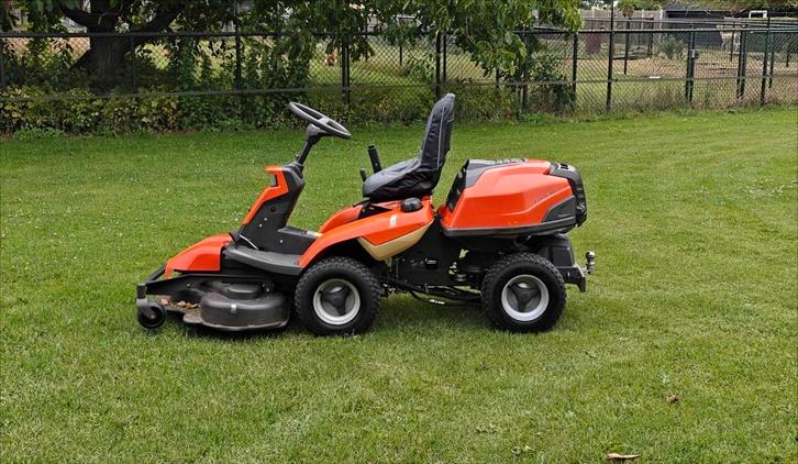husqvarna R316 TXS AWD met stuurbekrachtiging, Tuin en Terras, Zitmaaiers, Zo goed als nieuw, Ophalen