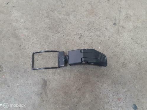Tankbevestiging tanksluiting tankclip Monster Supersport SS, Motoren, Onderdelen | Ducati, Gebruikt, Ophalen of Verzenden