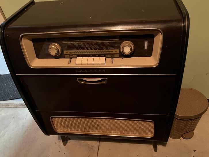 Une radio/phonographe stéréo vintage Grundig modèle K2, TV, Hi-fi & Vidéo, Chaîne Hi-fi, Ne fonctionne pas, Philips, Enlèvement