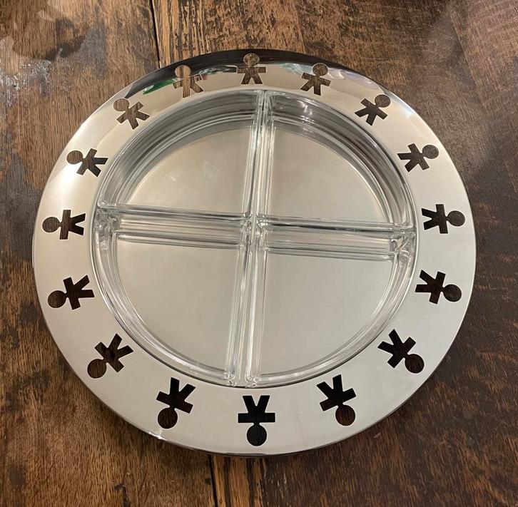 Plateau design A di Alessi « Girotondo » – inox – Ø 38 cm, Maison & Meubles, Accessoires pour la Maison | Plateaux, Comme neuf