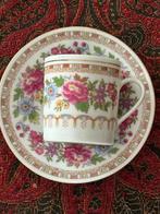 1 koffietas met onderbordje met bloemenmotief, Huis en Inrichting, Nieuw, Ophalen of Verzenden, Overige stijlen, Kop(pen) en/of Schotel(s)