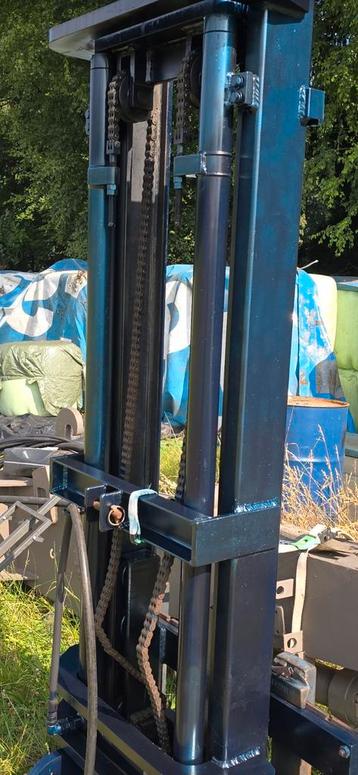 Doorkijkmast, hefmast.  beschikbaar voor biedingen