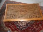 Antieke salontafel met glazen blad, Ophalen