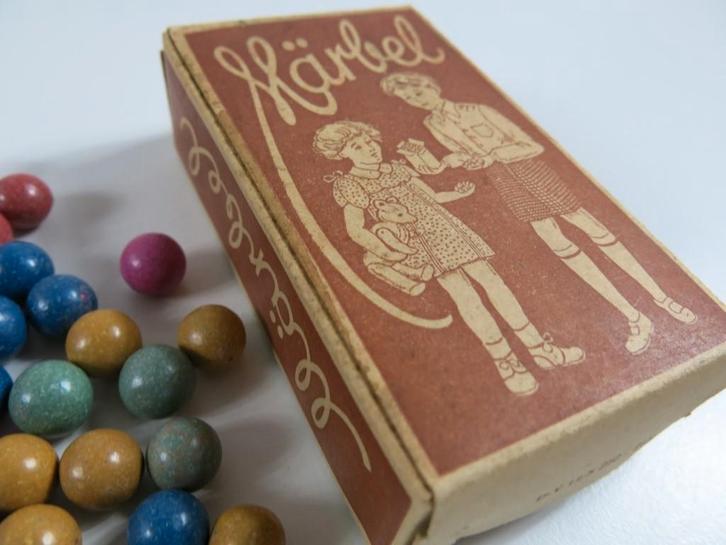 terracotta klei knikkers ‘Märbel’, Antiek en Kunst, Antiek | Speelgoed, Ophalen of Verzenden