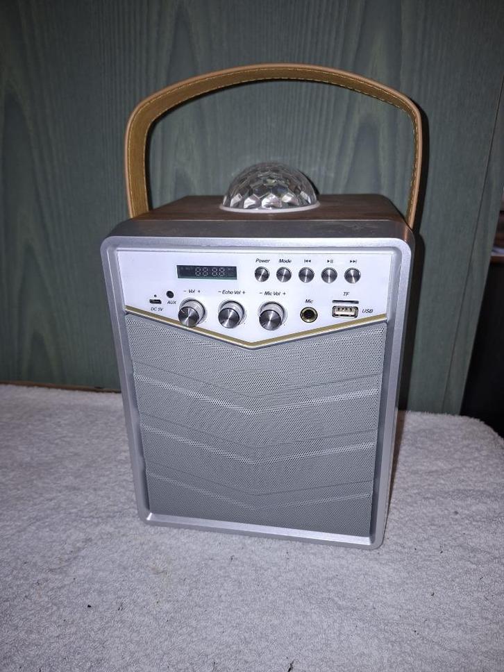 party luidspeaker met licht, nieuwstaat, Audio, Tv en Foto, Karaoke-apparatuur, Zo goed als nieuw, Overige typen, Ophalen of Verzenden