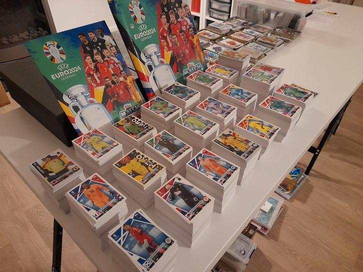 Duizenden Topps match attax euro 2024, Verzamelen, Sportartikelen en Voetbal, Ophalen of Verzenden