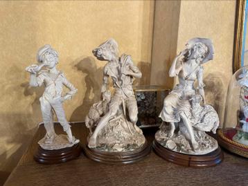 Set van 3 biscuit porseleinen beeldjes – landelijke stijl beschikbaar voor biedingen