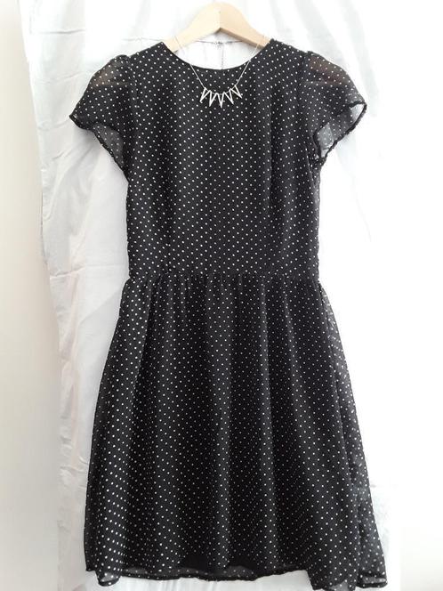 Zwarte jurk met witte stippen 34 Pimkie, Kleding | Dames, Jurken, Zo goed als nieuw, Maat 34 (XS) of kleiner, Zwart, Boven de knie
