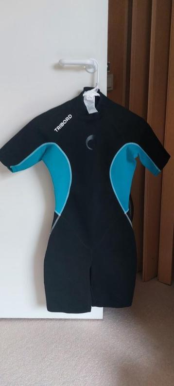 shorty wetsuits beschikbaar voor biedingen