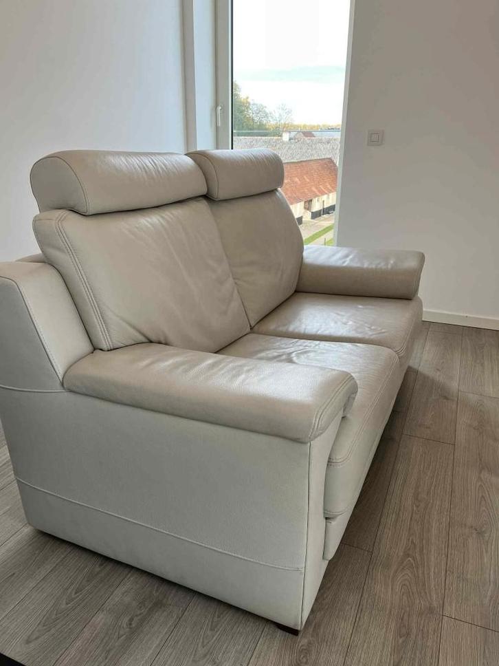 Witte lederen 2zit zetel, Maison & Meubles, Canapés | Salons, Utilisé, Banc droit, Deux personnes, 150 à 200 cm, 75 à 100 cm, Cuir
