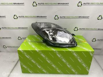 Koplamp Rechts H4 Toyota Yaris Sport P9 NIEUW 81130-0D350 beschikbaar voor biedingen