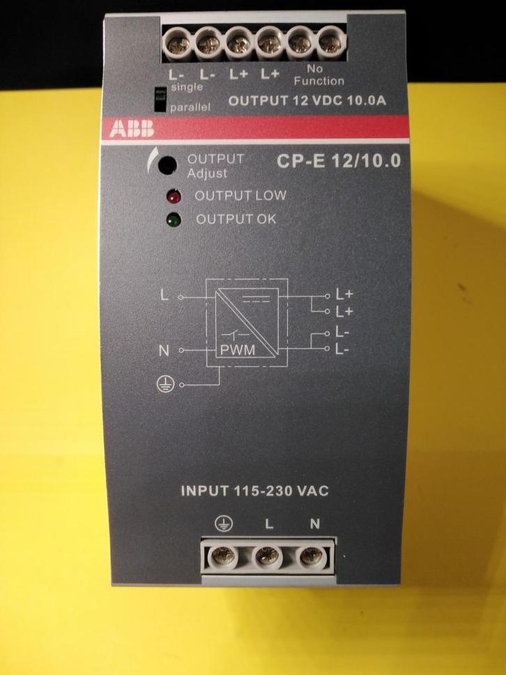12V DC 10A schakelende voeding, Hobby en Vrije tijd, Elektronica-componenten, Zo goed als nieuw, Ophalen of Verzenden