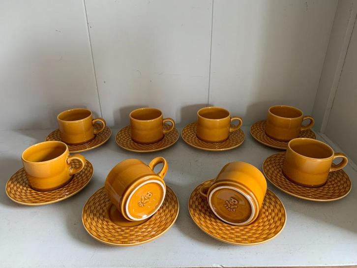 Vaserie Trevigiane Vintage '60 Pagnossin kop & schotel (8x), Huis en Inrichting, Keuken | Servies, Zo goed als nieuw, Kop(pen) en/of Schotel(s)