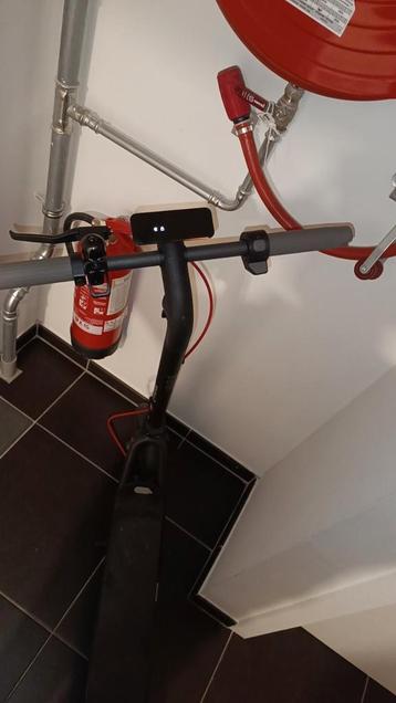 Navee v40 pro, Ophalen of Verzenden, Zo goed als nieuw
