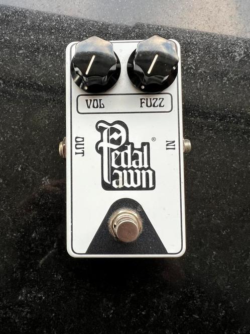 Fuzz, delay, équalizer, Muziek en Instrumenten, Effecten, Zo goed als nieuw, Delay of Echo, Distortion, Overdrive of Fuzz, Equalizer