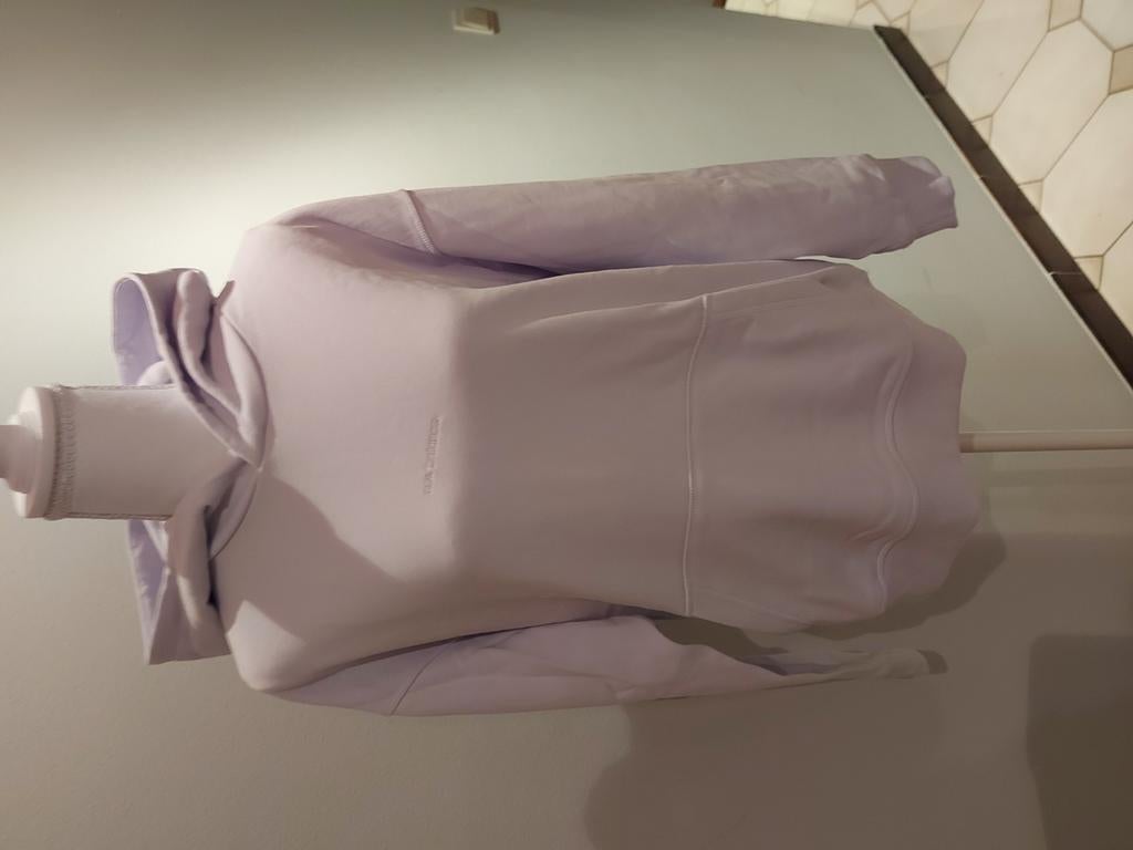 Nieuwe hoodie New Balance heel lichte lila maat s, Ophalen of Verzenden, Nieuw, Maat 36 (S)